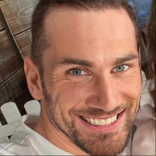 **** ****